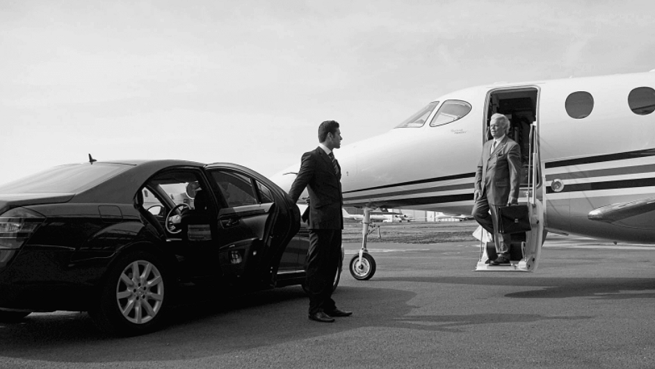 What Are the Benefits of Airport Taxi Rental Services in Gravenhurst?